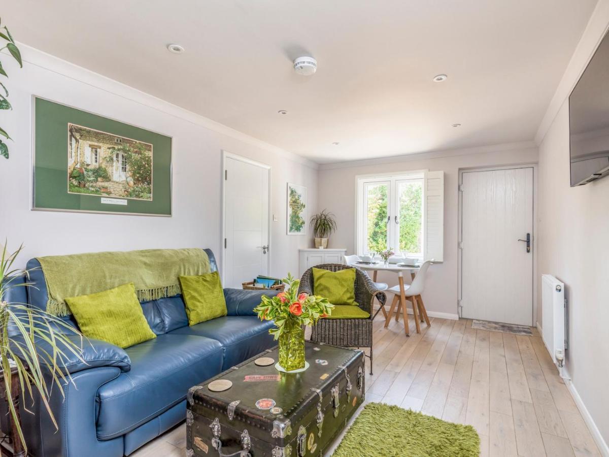 Pass The Keys Charming Apartment Attached To Thatched Cottage Chichester Zewnętrze zdjęcie