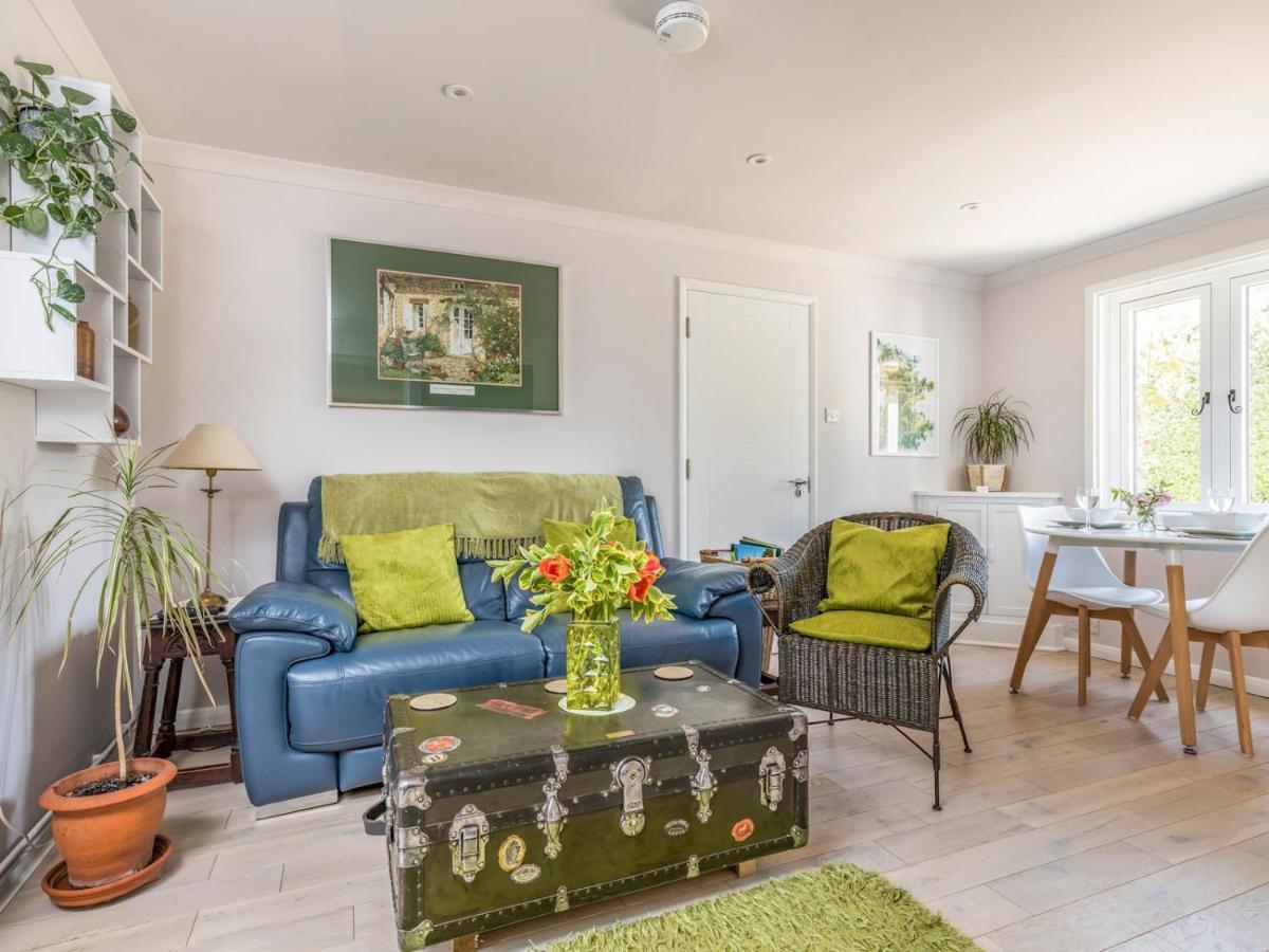 Pass The Keys Charming Apartment Attached To Thatched Cottage Chichester Zewnętrze zdjęcie